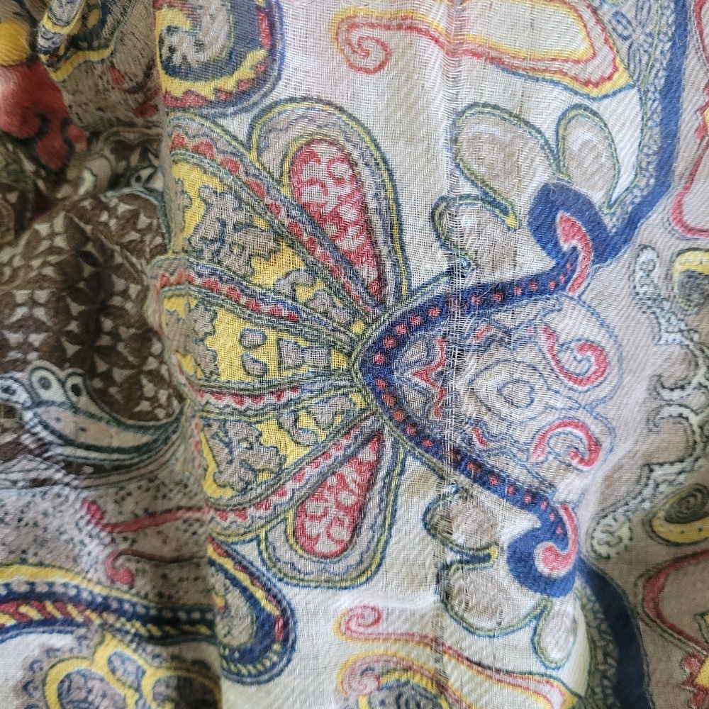 Scarf - Picture 2 of 4